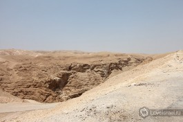 Виды Иудейской пустыни вокруг монастыря.