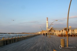 Тель-Авивский порт (Намаль). Идеальное место для прогулок с детьми или покататься на роликах.