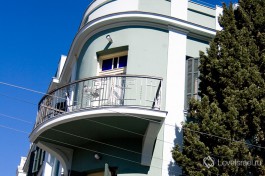 Дома в Израиле. Архитектурные стили варьируются в зависимости от периода постройки.