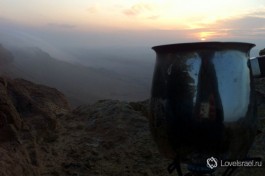 Рассвет в кратере Рамон на юге Израиля