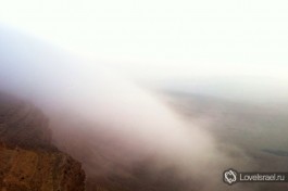 Рассвет в кратере Рамон на юге Израиля