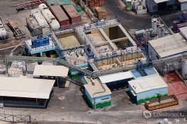 Биореактор GES на территории продуктового завода Uniliver. Спроектированнаяинженерами GES станция очищает 350 кубометров сточных вод в день.