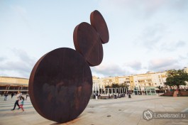 Тель-Авив. Площадь театра Абима замыкает бульвар Ротшильд.