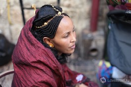 И такие граждане Израиля тоже встречаются на улицах: новые репатрианты из Эфиопии.