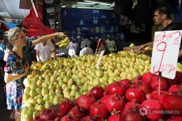 Разнообразие красок и вкусов: рынок Кармель в Тель-Авиве.