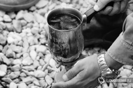 Служить водителем в Армии Обороны Израиля - на южной израильской границе.