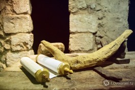 Представьте себе, что вы погружаетесь в прошлое... Кфар Нацерет.